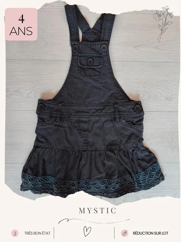 Robe salopette 🦄 Taille 4 ans 🦄 Mystic